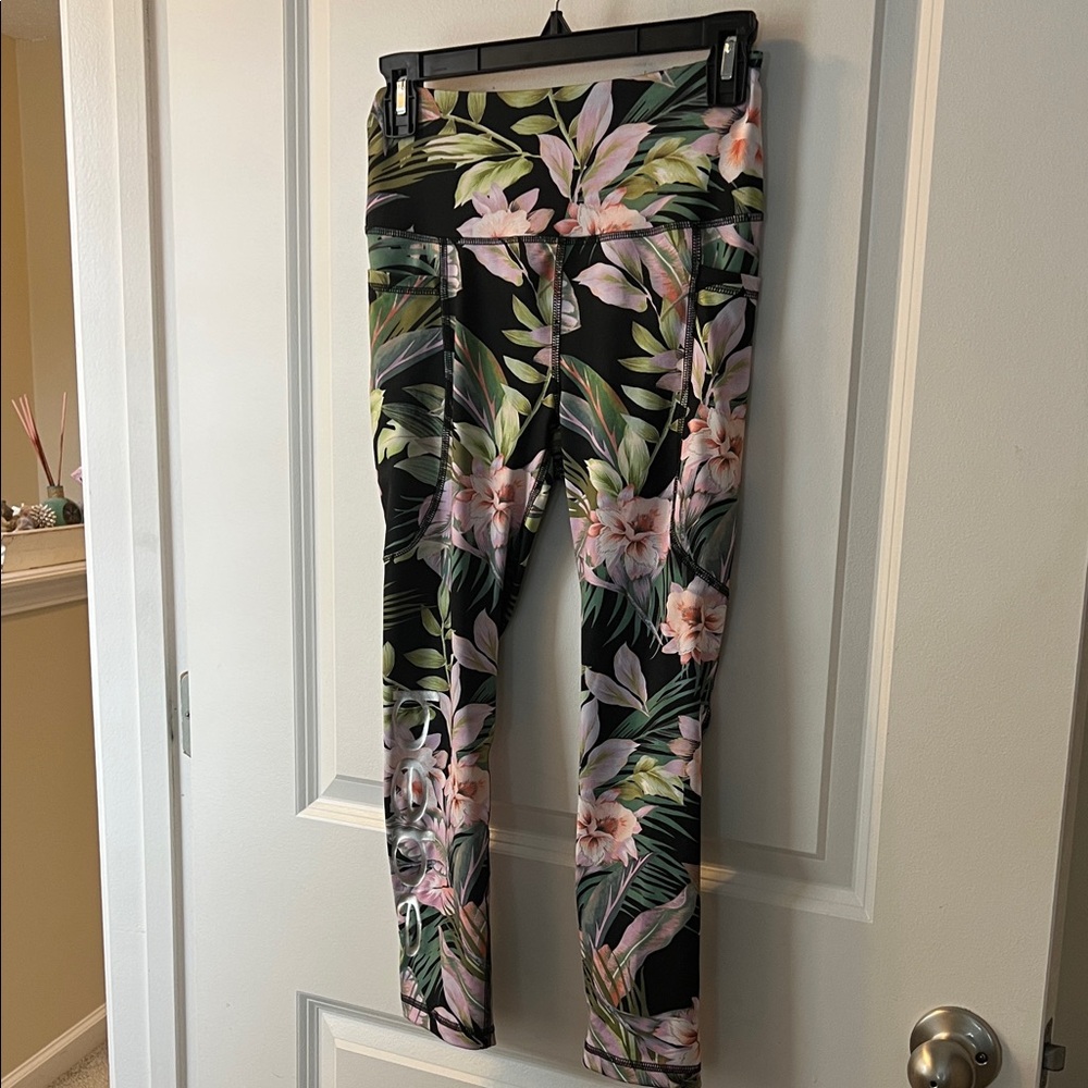 BeBe Floral Print Leggings Size S